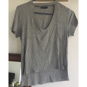 V-neck / Choquer Grey Top